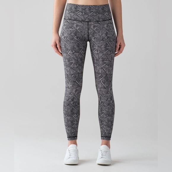 Lululemon Wunder Under Hi-Rise 7/8 Tight (Full-On Luxtreme 25”) SZ 26” WAIST - Picture 1 of 6